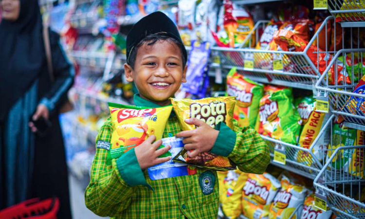 BAKRIE AMANAH GELAR ACARA BELANJA BERSAMA ANAK NEGERI, AJAK 150 ANAK YATIM DHUAFA RAYAKAN MAULID NABI DENGAN CERIA