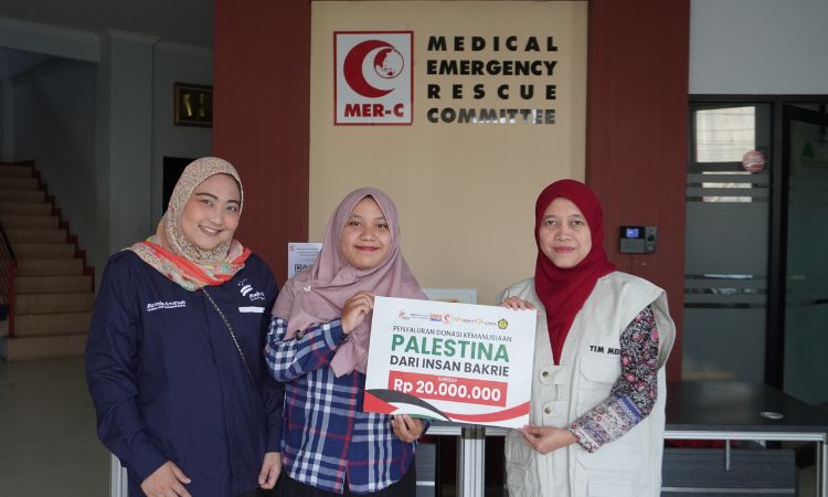Serah Terima Donasi Kemanusiaan Peduli Palestina dari Insan Bakrie melalui Mer-C