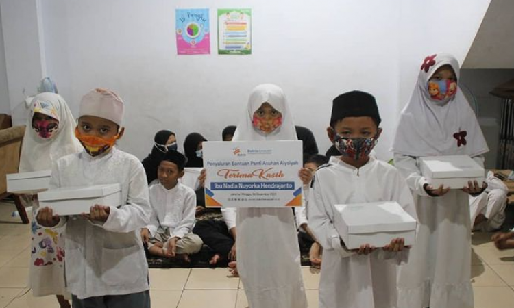 Bakrie Amanah salurkan bantuan 100 nasi box untuk Panti asuhan Aiysiyah di Setiabudi, Jakarta Selatan