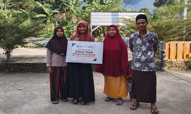 Kegiatan Ramadan Bakrie Amanah Penyaluran Zakat Maal Di Lombok Utara
