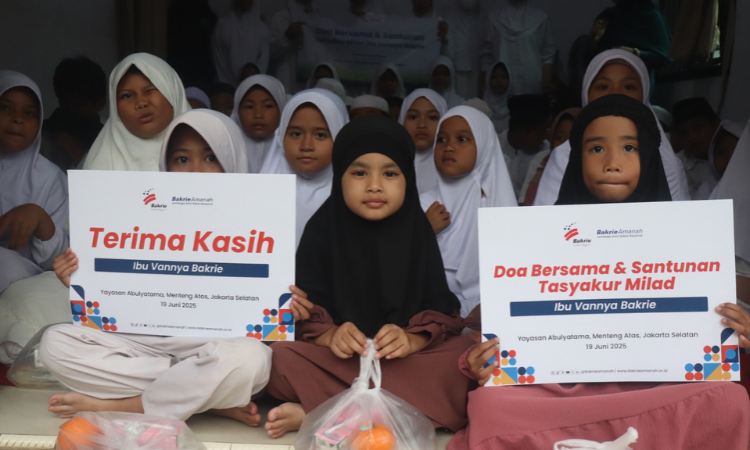 Tasyakur Milad Ibu Vannya Bakrie: Hadiah Kebahagiaan untuk 100 Anak Yatim