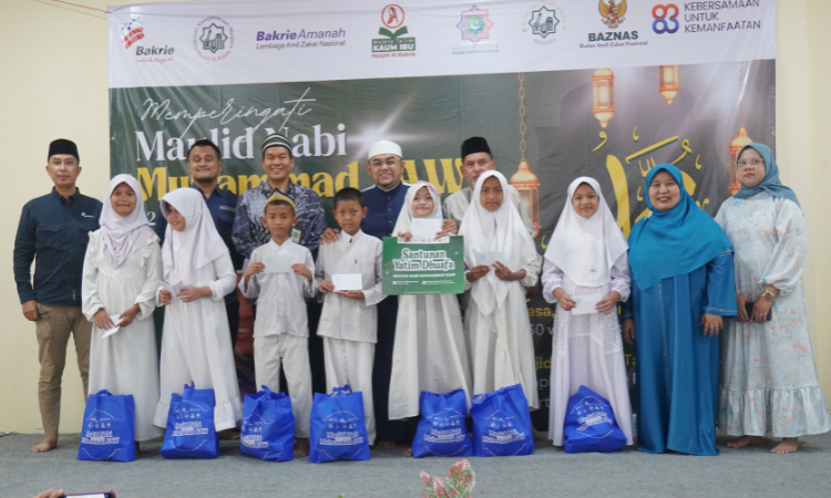 Maulid Nabi Muhammad SAW Jadi Momentum Berbagi  di Masjid Al Bakrie Taman Rasuna
