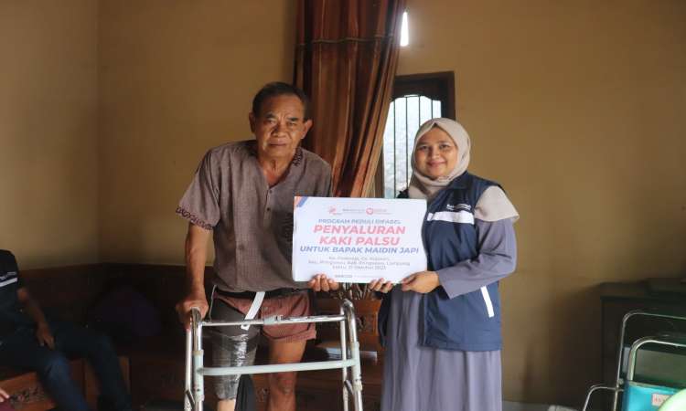 Penyaluran Kaki Palsu untuk Maidin