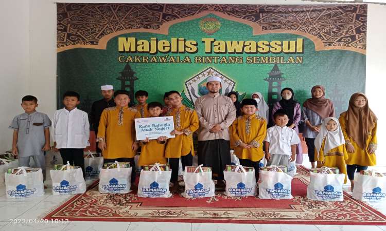 Penyaluran Zakat &amp; Kado Bahagia Anak Untuk Negeri Untuk Masyarakat Dhuafa Di Ken, Sawangan Kota Depok Jawa Barat 