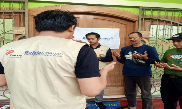 Tim Bakrie Tanggap Support Logistik untuk Para Penyintas Erupsi Gunung Semeru