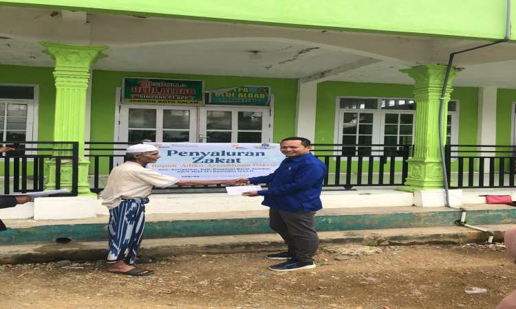 Penyaluran Zakat Untuk Masyarakat Dhuafa Di Kecamatan Sungaiaur, Sumatera Barat