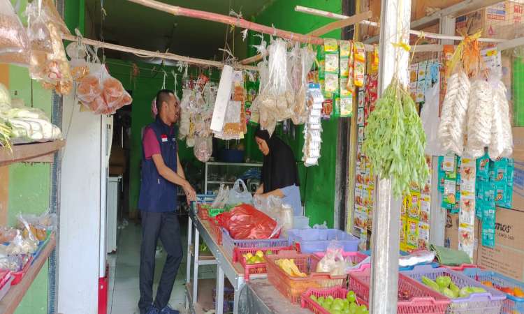 Peningkatan Jumlah Produk di Warung Sayur Ibu Anis
