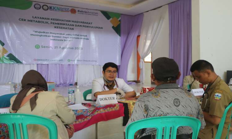 Layanan Kesehatan Masyarakat Kolaborasi LAZNAS Bakrie Amanah PKM  Universitas Garut dan Pustu Cihaurkuning