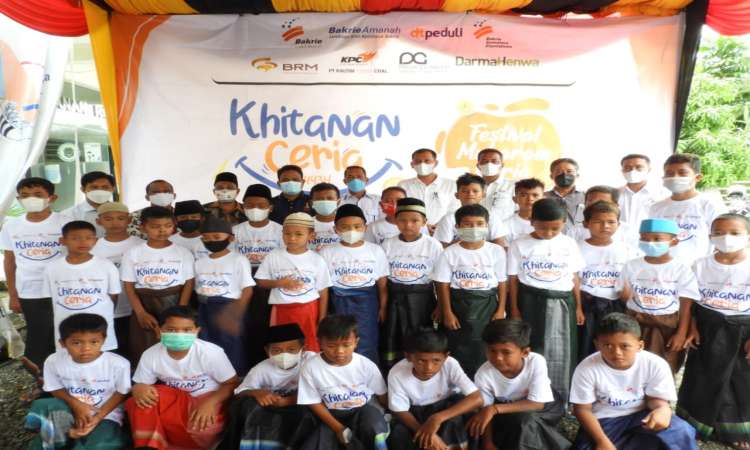 Khitanan Ceria 1443 H di Labuhan Batu Utara – SUMUT Kolaborasi Bakrie Amanah dan PT Grahadura Leidong Prima
