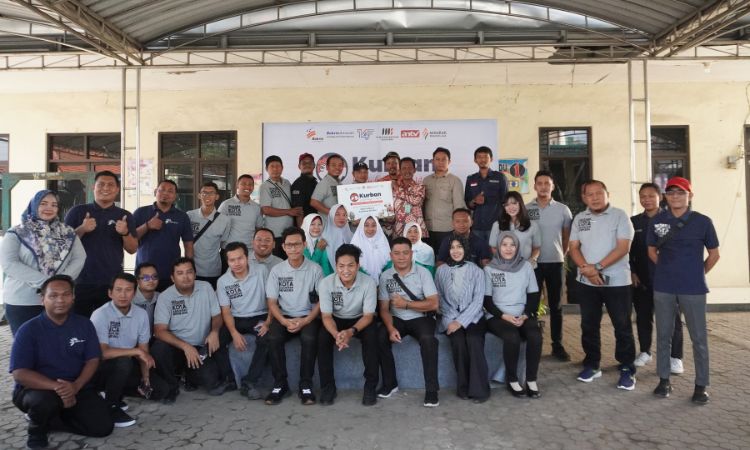 Rayakan Idul Adha 1445 Hijriah, Bakrie Amanah bersama Kelompok Usaha Bakrie Lakukan Pemotongan 69 Hewan Kurban di Wilayah Provinsi Jawa Timur