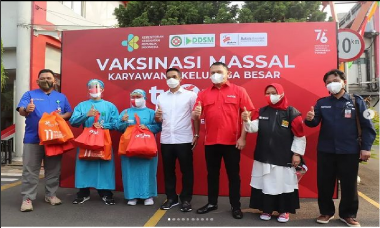 tvOne Vaksinasi Massal Karyawan dan Keluarga Besar