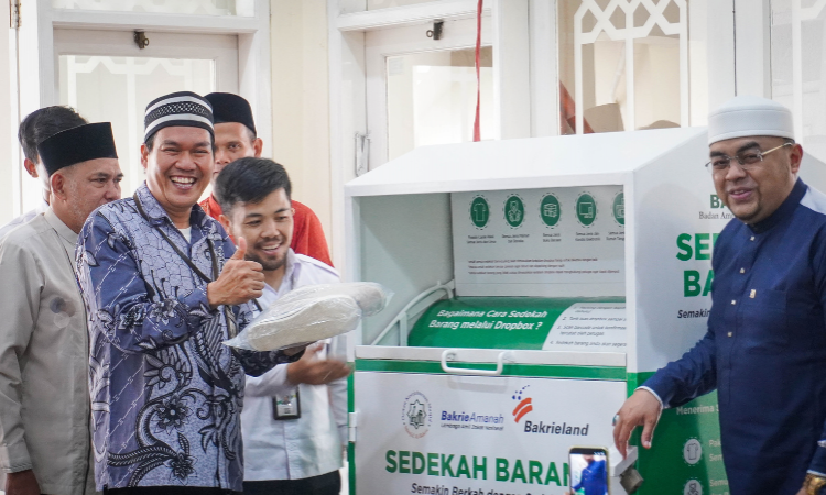 Masjid Al Bakrie dan BAZNAS Hadirkan Program Sedekah Barang untuk Berbagi Kebaikan yang Lebih Luas