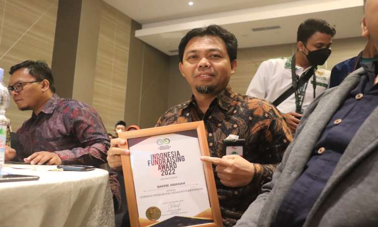 Bakrie Amanah Raih IFA Award 2022 