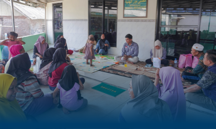 Penyaluran Program Amanah Fund Ke-7 untuk Pedagang di Kampung Dadap