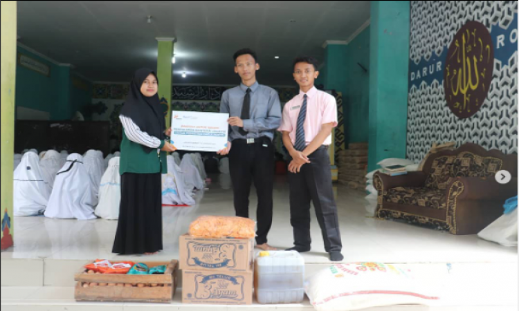 Dakwah Untuk Negeri Lewat program Bina Pesantren Bakrie Amanah distribusikan bantuan logistik untuk tiga pesantren di 3 Kota yaitu Garut, Jakarta &amp; Tangerang.