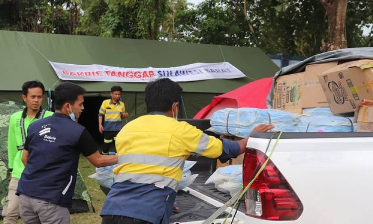 Logistik untuk Kebutuhan Pengungsi Kelompok Rentan di posko Tapalang