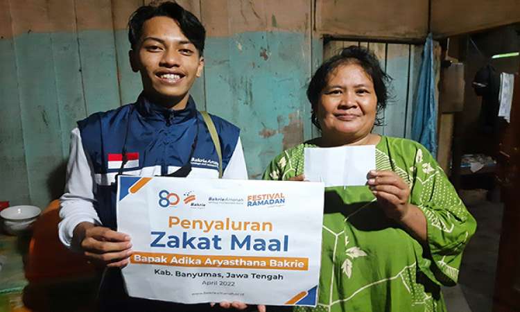 Kegiatan Ramadan Bakrie Amanah Penyaluran Zakat Maal Di Wangon Kabupaten Banyumas Jawa Tengah